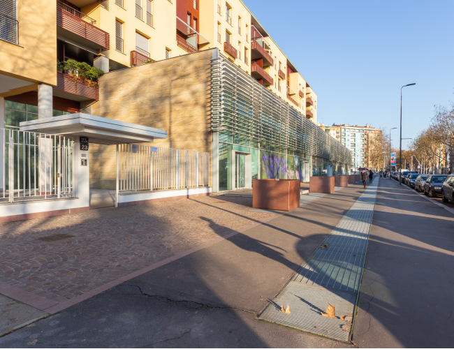 Riferimento V.U.LIG20 - Vendesi ampio bilocale con terrazzo coperto e box in viale Liguria 